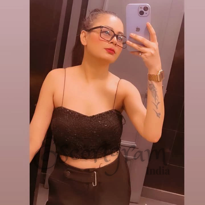 Call Girl Delhi Rhea