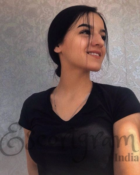 Call Girl Delhi Riya Belwal