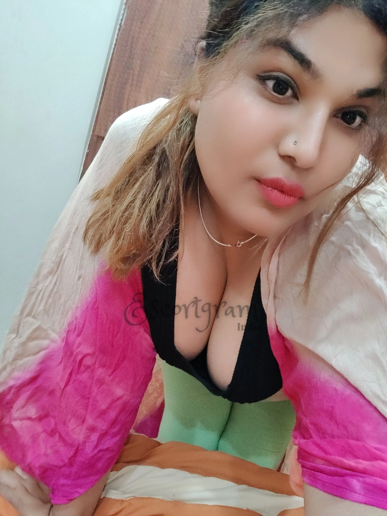 Call Girl Delhi Royal Plaza