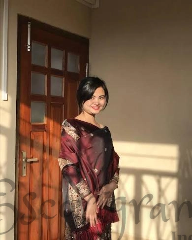 Call Girl Delhi Kinjal