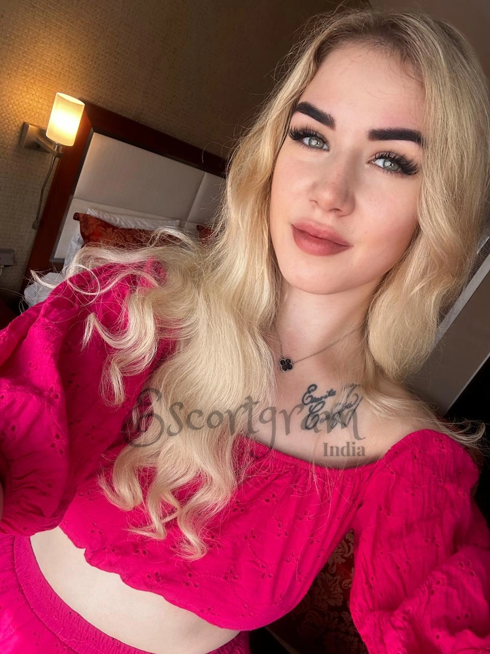 Call Girl Delhi Sara