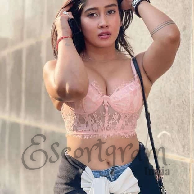 Call Girl Delhi Savya Sharma