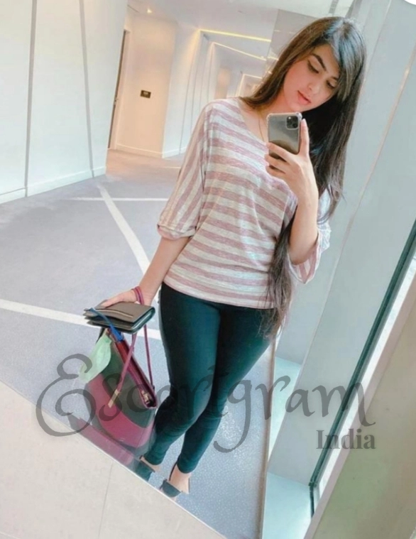 Call Girl Delhi Shivani