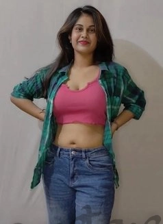 Call Girl Delhi Shivani