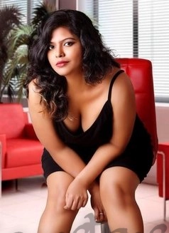 Call Girl Delhi Simran