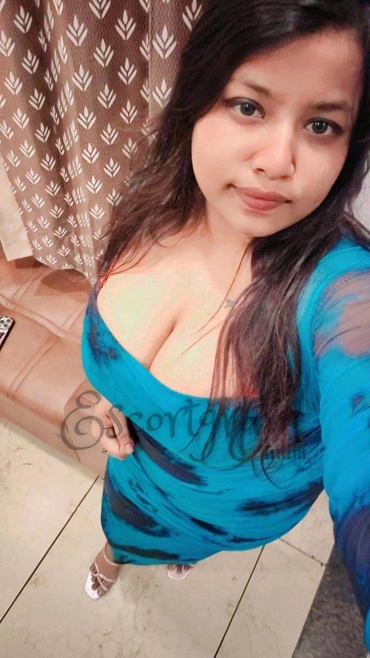 Call Girl Delhi Simran