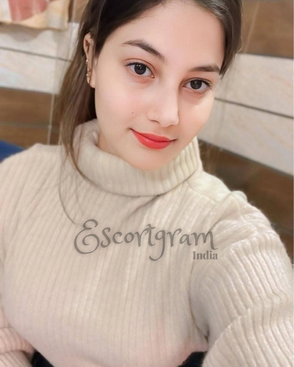 Call Girl Delhi Simran