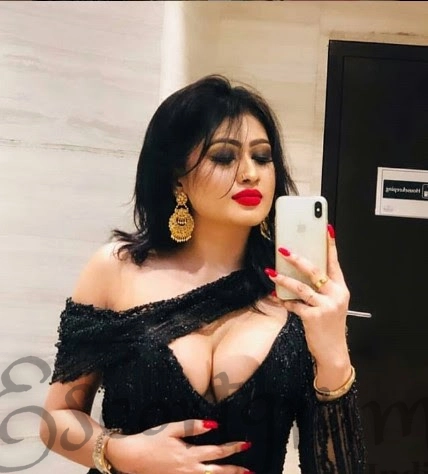 Call Girl Delhi Kavya