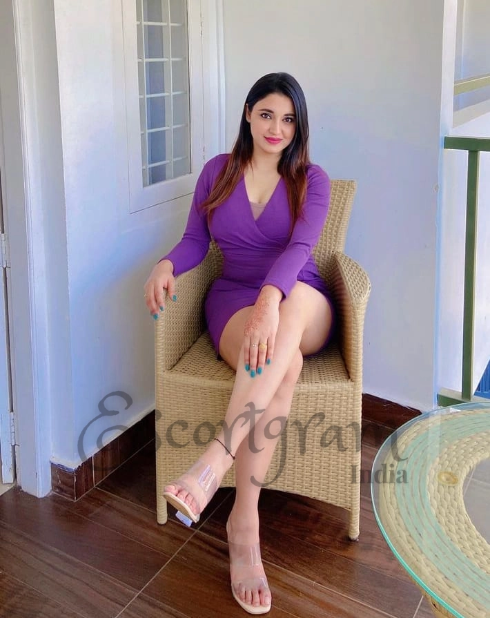 Call Girl Delhi Sofia