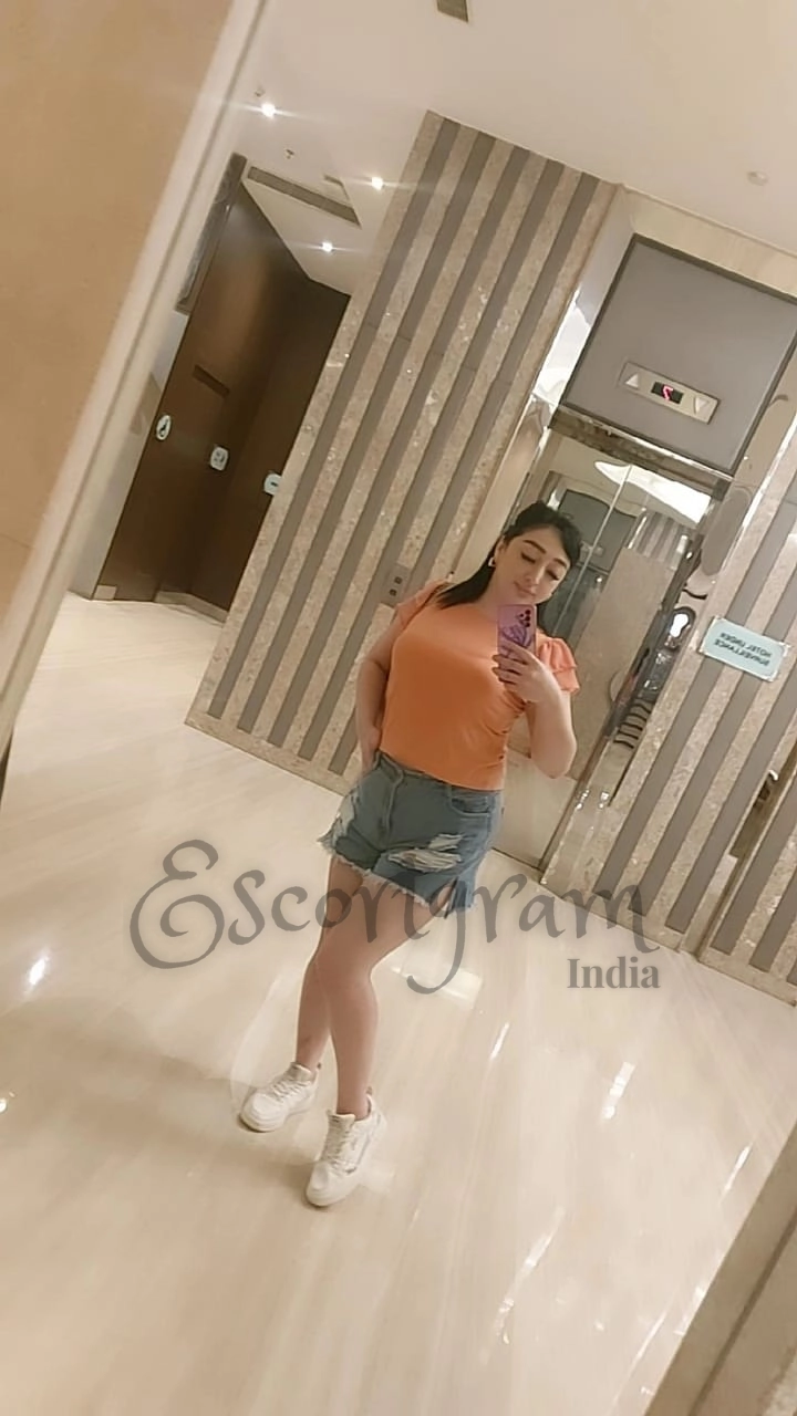 Call Girl Delhi - Sofiya