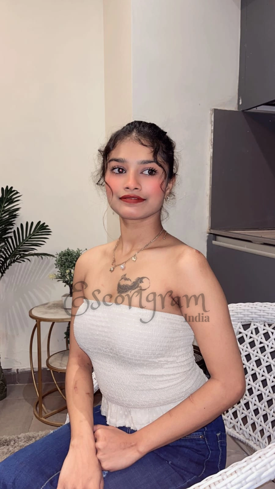 Call Girl Delhi - Valeria