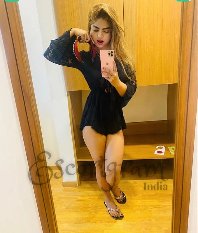 Call Girl Delhi Vinita