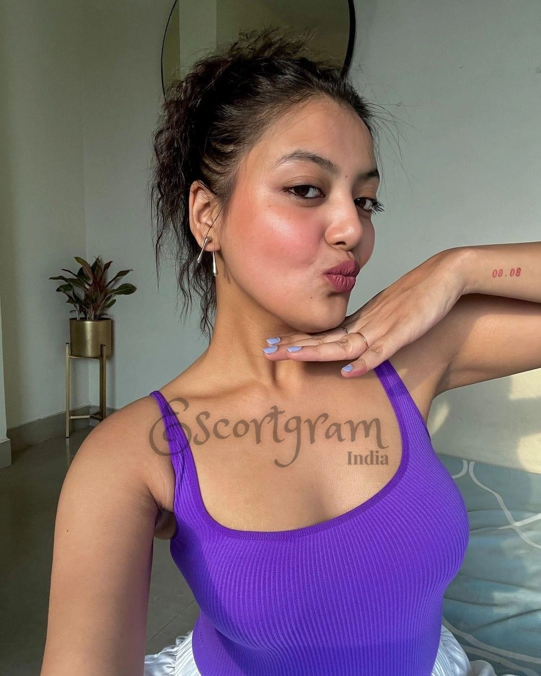 Call Girl Delhi Yamani