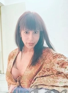 Call Girl Delhi Minakshi