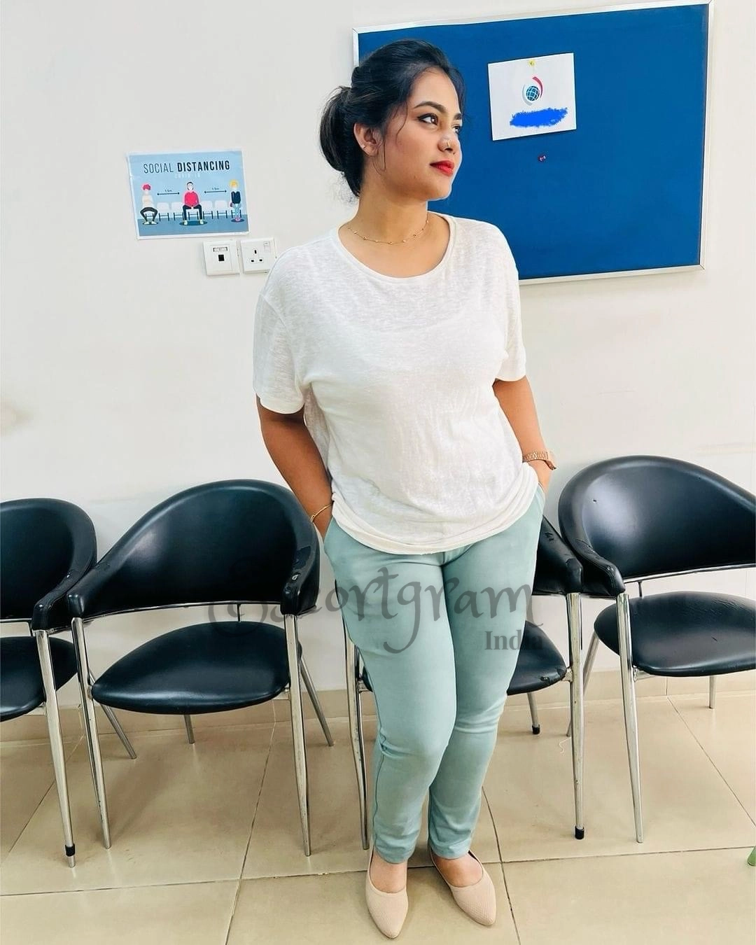 Call Girl Delhi Minakshi