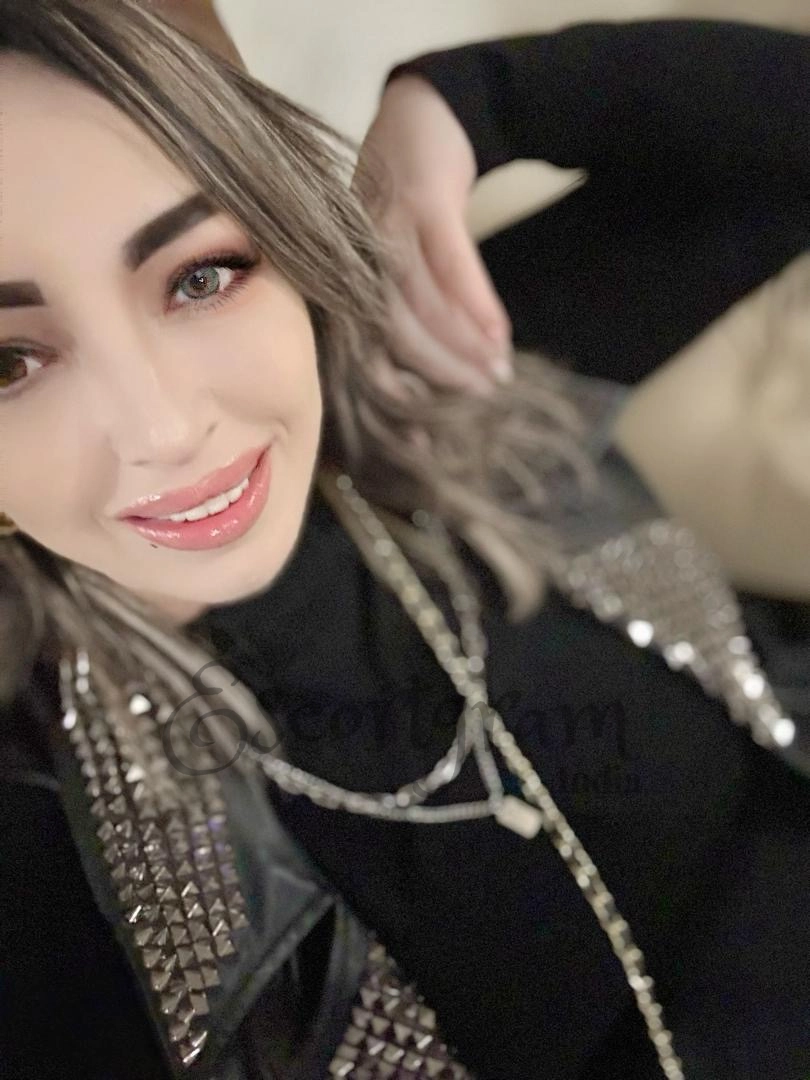 Call Girl Delhi Minakshi