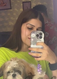 Call Girl DELHI Gurleen