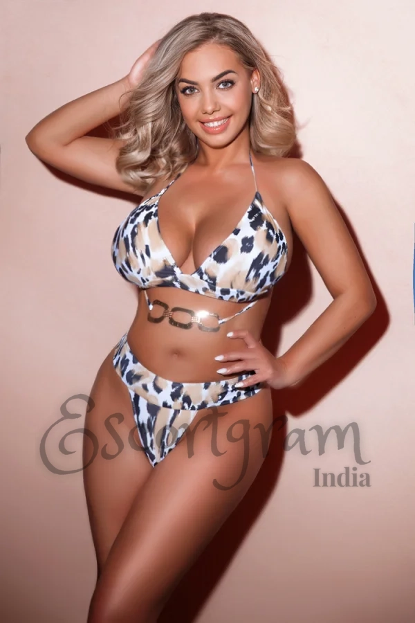 Call Girl Delhi Minakshi