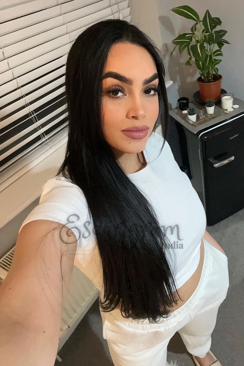 Call Girl Delhi Minakshi