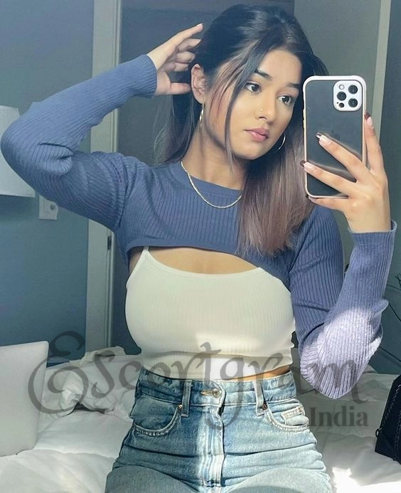 Call Girl Delhi Minakshi