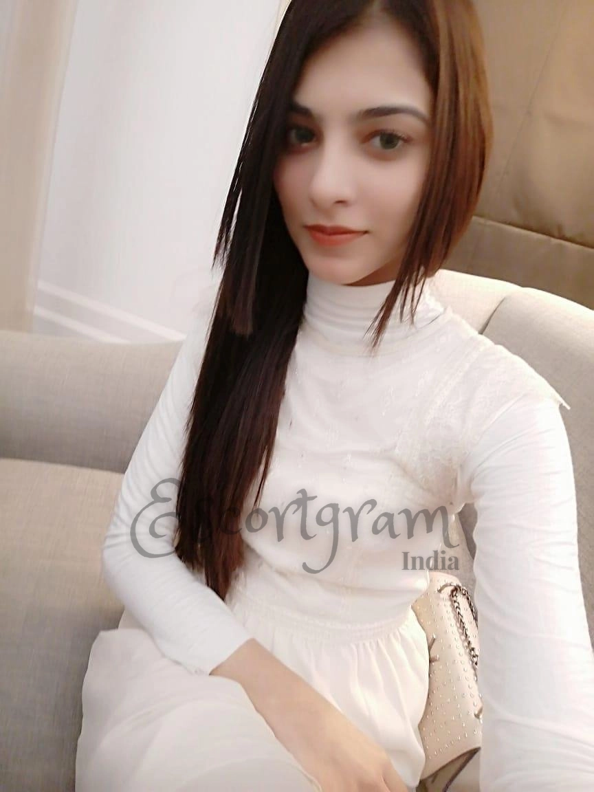 Call Girl Delhi Minakshi