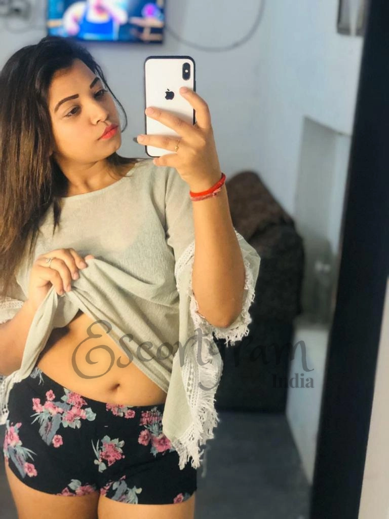Call Girl DELHI Preyanka