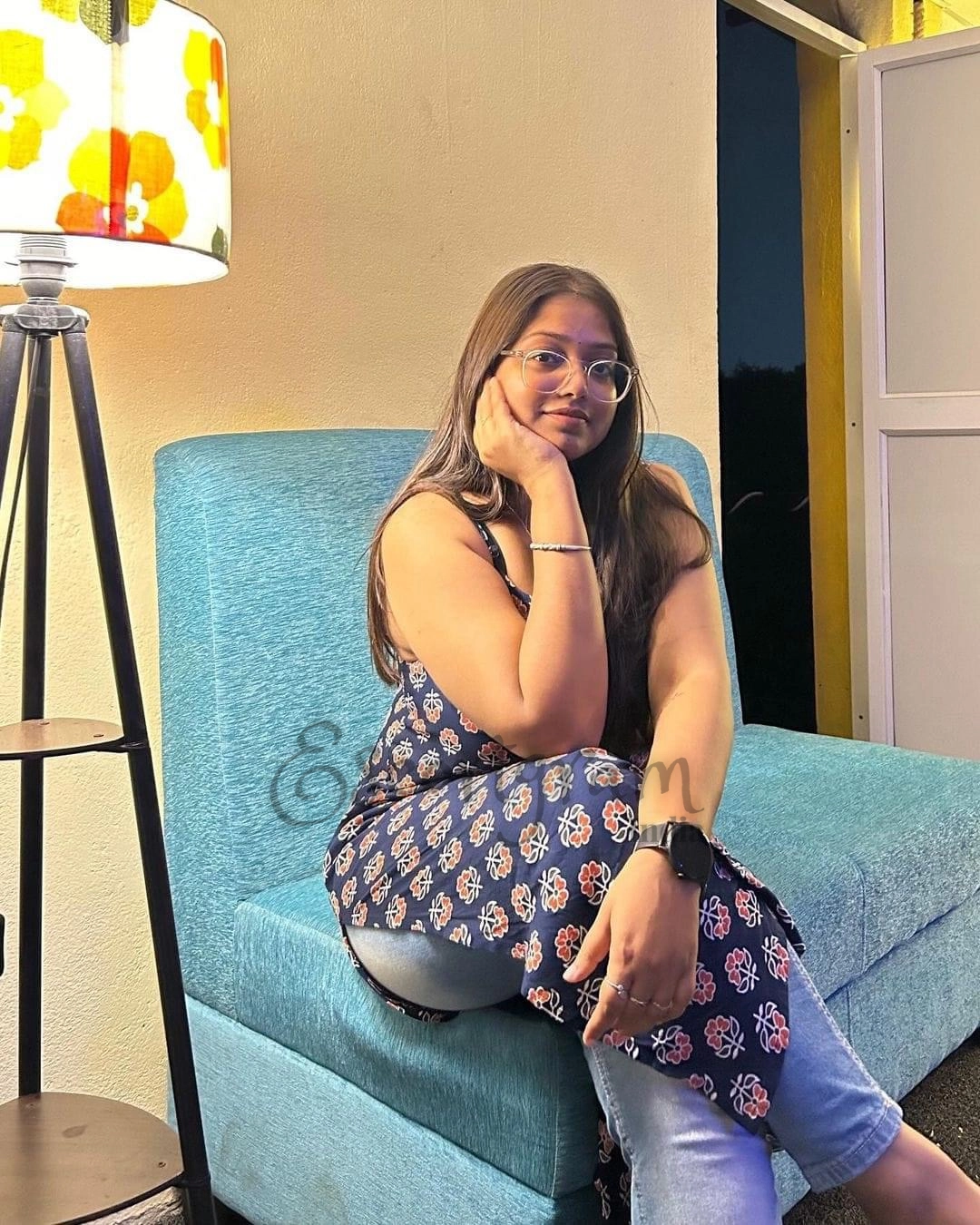 Call Girl Delhi Minakshi