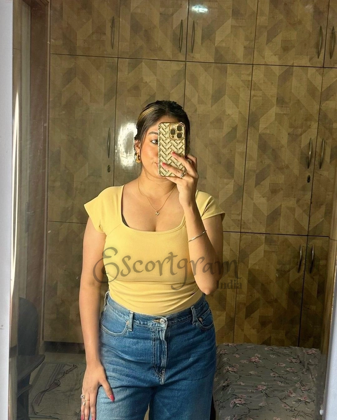 Call Girl DELHI Rakhi