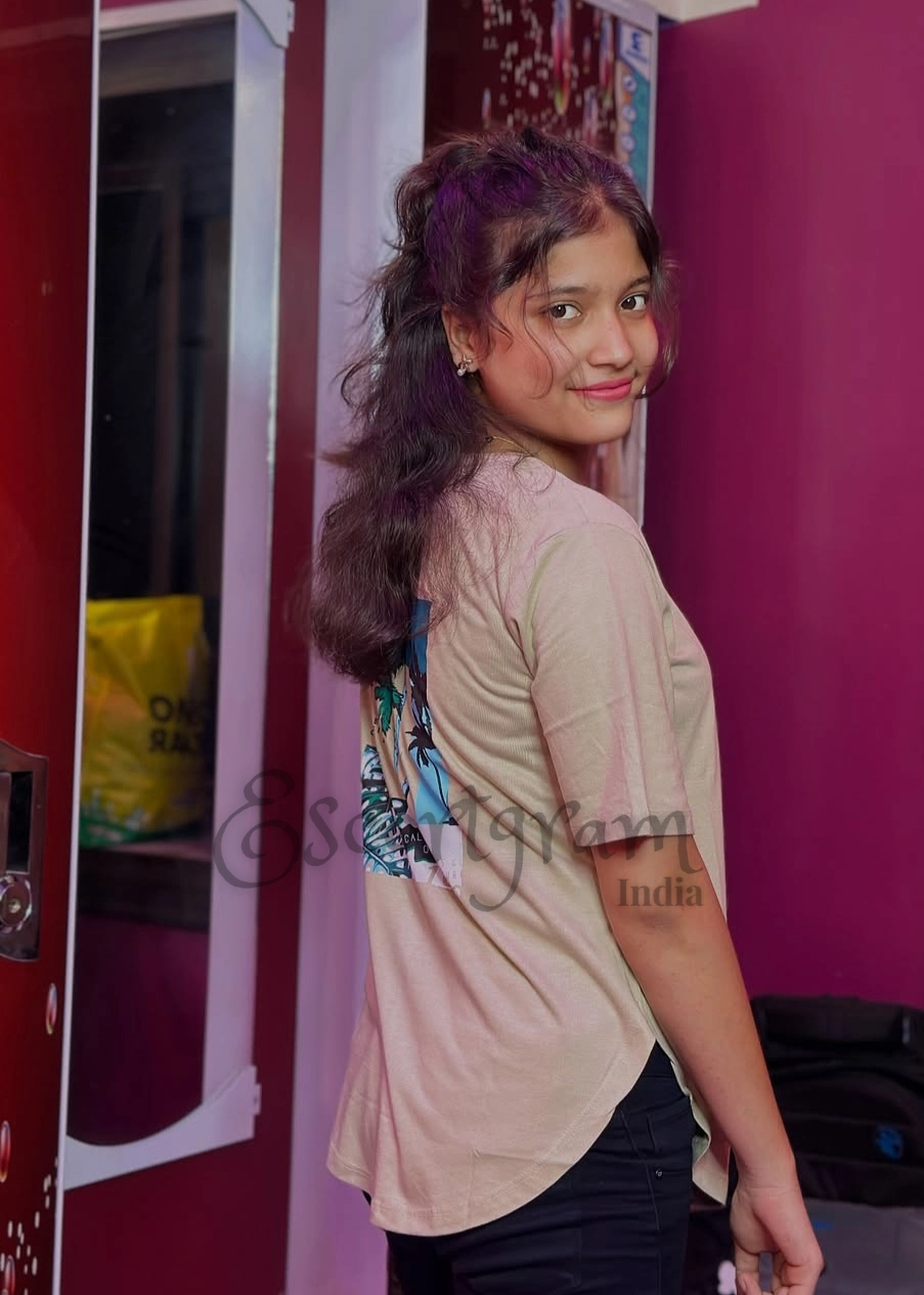 Call Girl Delhi Minakshi