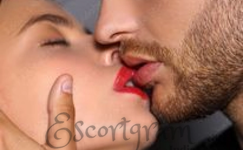 Call Girl DELHI Roshan