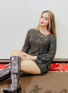 Call Girl Delhi Minakshi