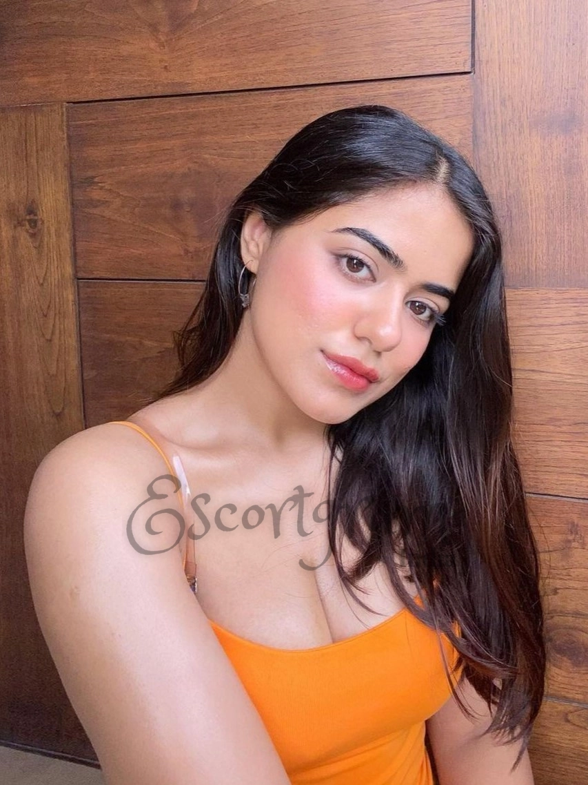 Call Girl Delhi Minakshi