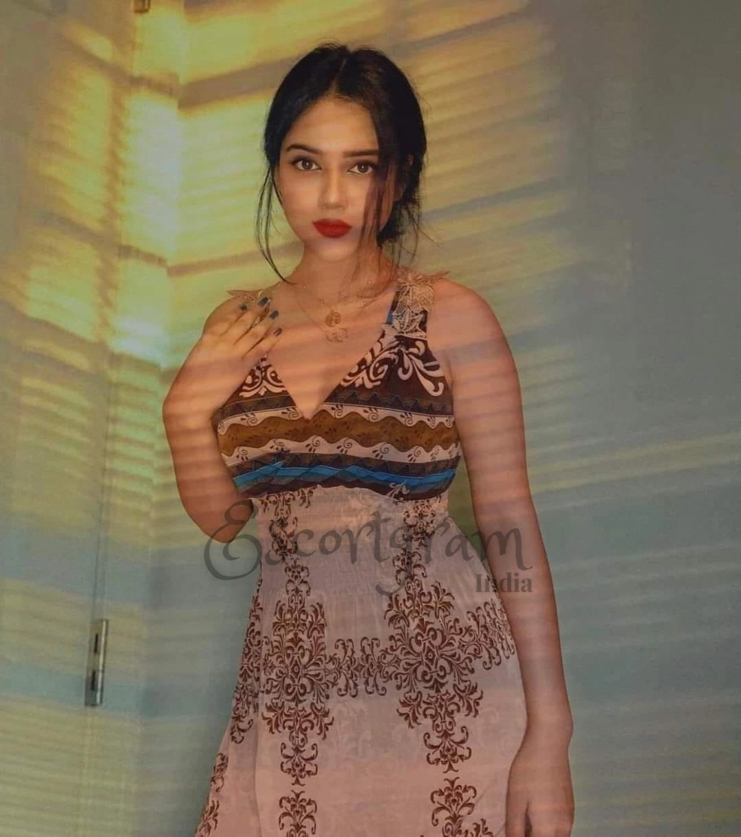Call Girl Delhi Minakshi